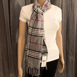 V Fraas 
Classic Fraas Plaid Scarf